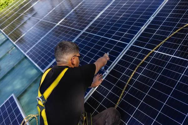 Nashville Solar Energy Solutions for a Brighter Future